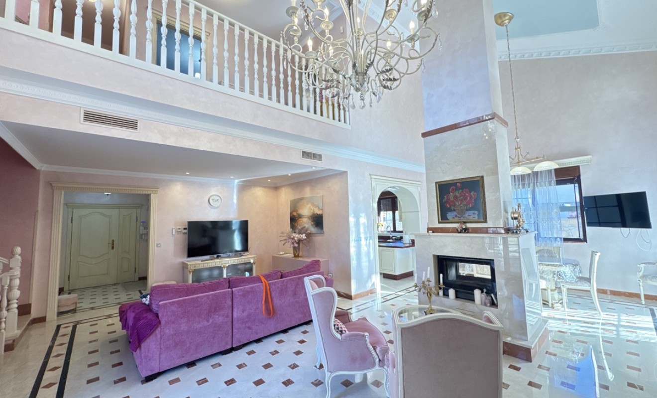 Sale - Villa - Cabo Roig