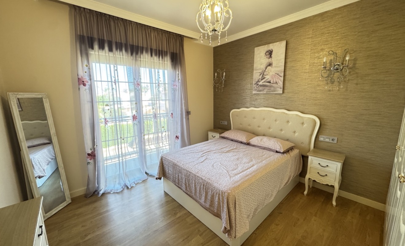 Sale - Villa - Cabo Roig