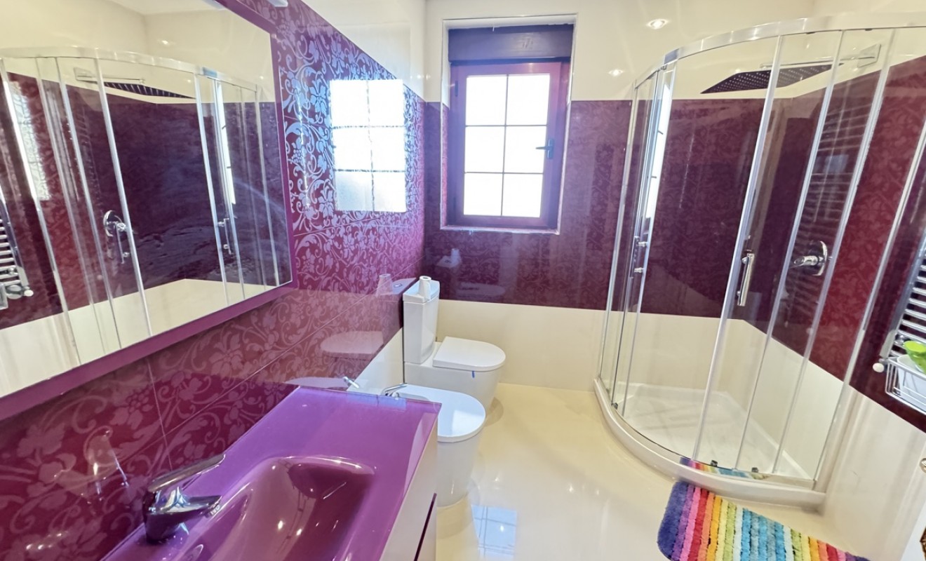 Sale - Villa - Cabo Roig