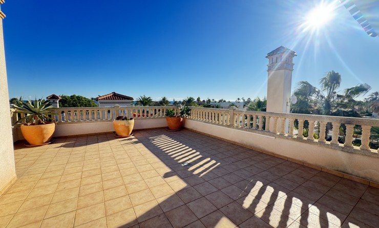 Sale - Villa - Cabo Roig