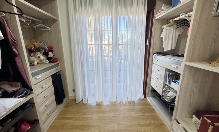 Sale - Villa - Cabo Roig