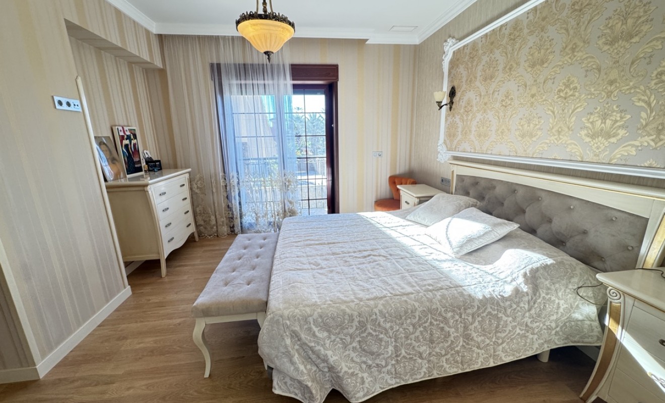 Sale - Villa - Cabo Roig