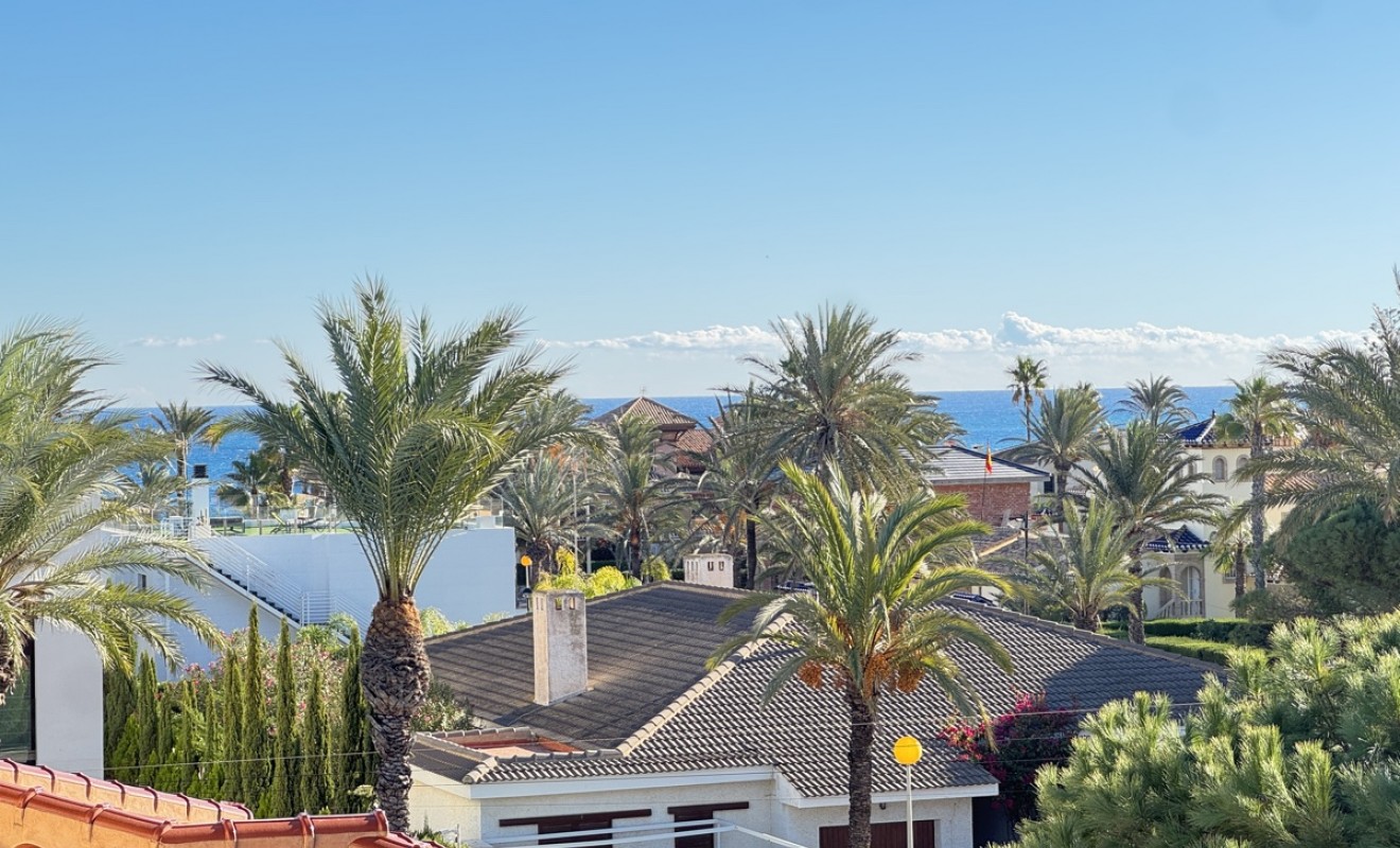 Sale - Villa - Cabo Roig