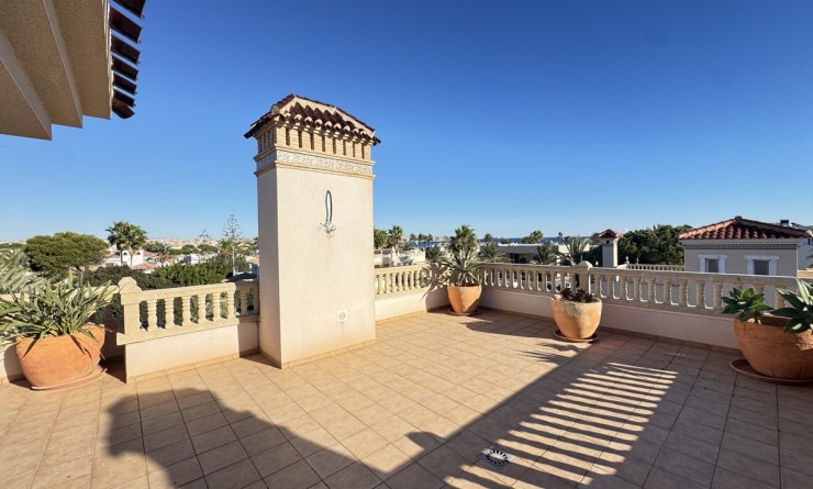 Sale - Villa - Cabo Roig