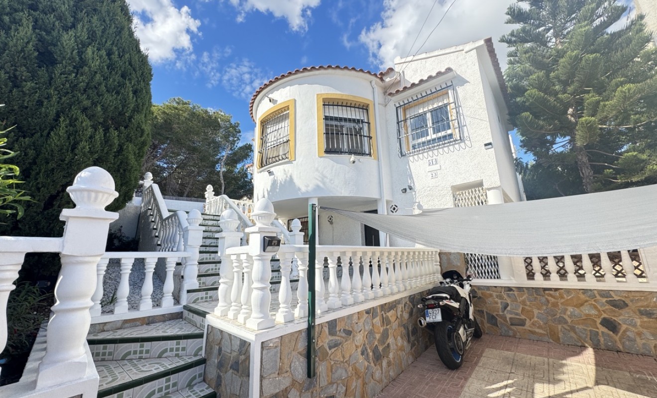 Sale - Villa - Villamartín