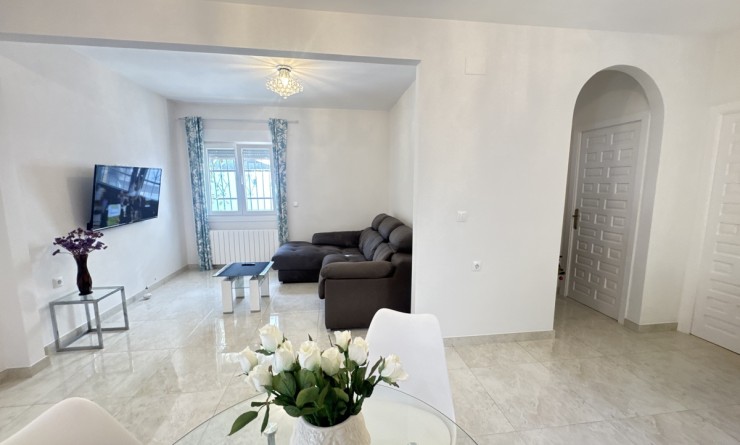 Sale - Villa - Villamartín