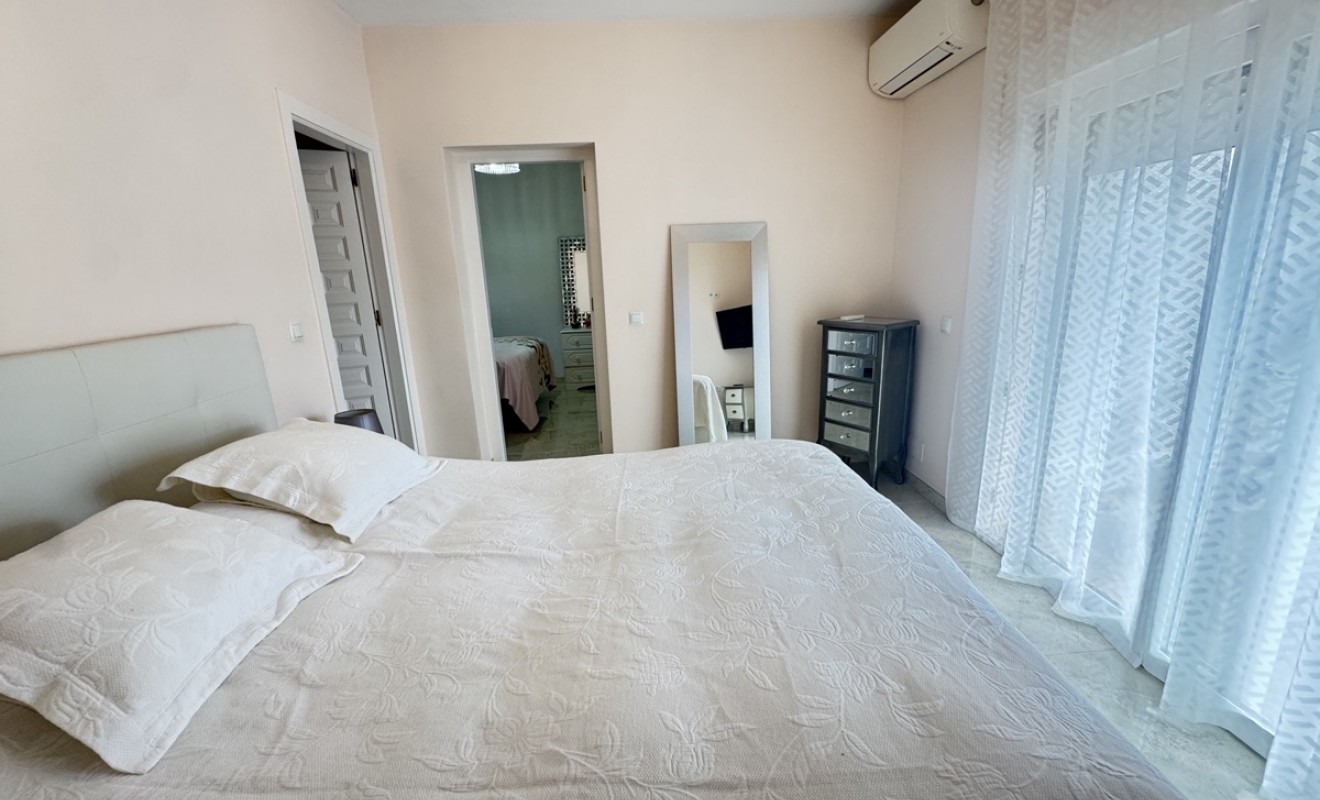 Sale - Villa - Villamartín