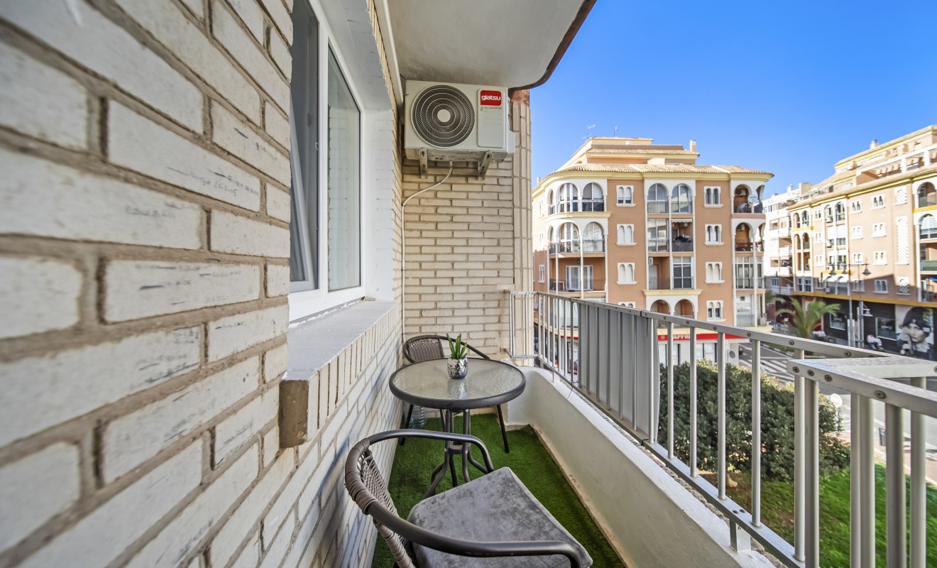 Wederverkoop - Apartamento - Torrevieja - Centro
