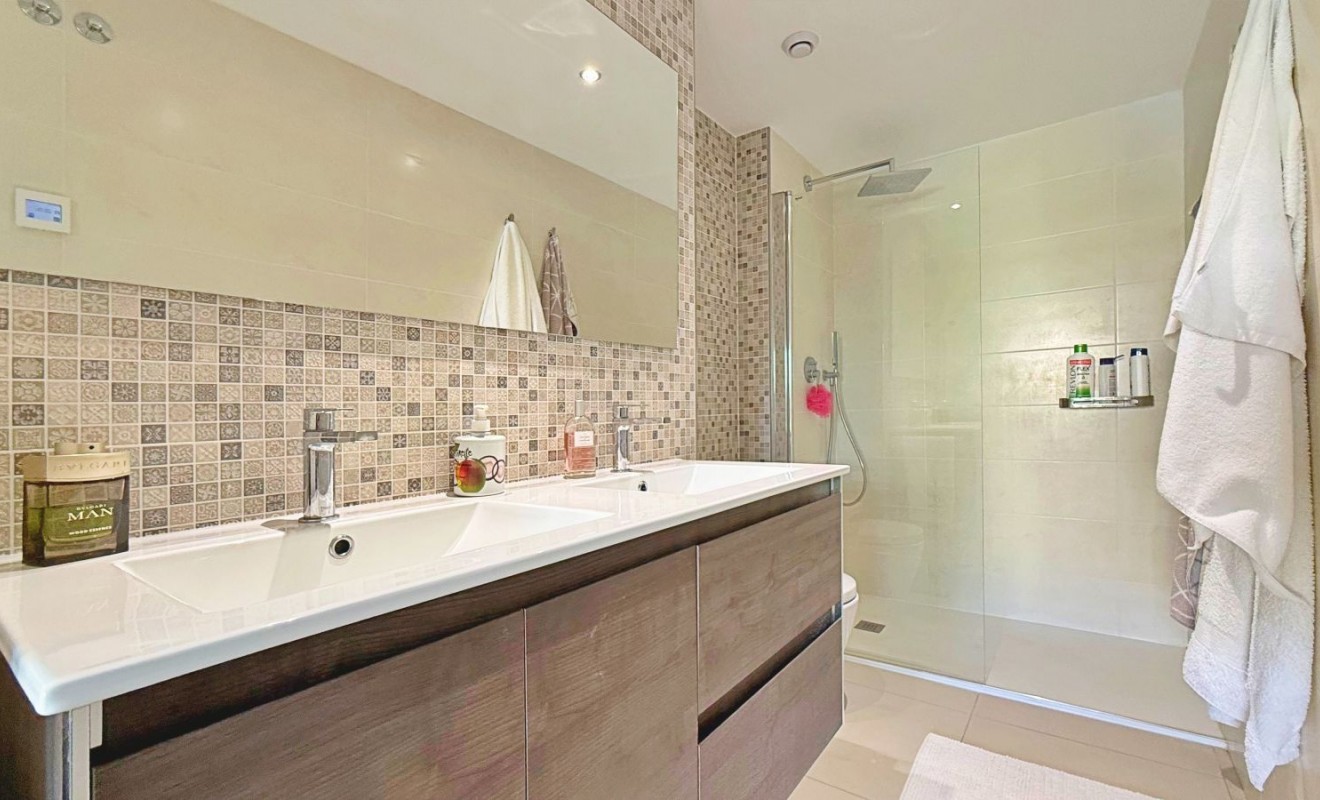 Sale - Apartment - Torrevieja - Punta prima