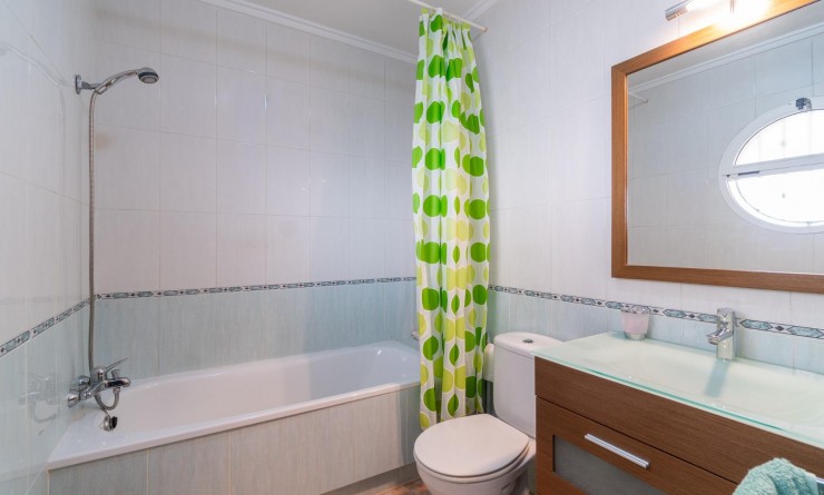 Sale - Chalet - Orihuela Costa - Playa Flamenca