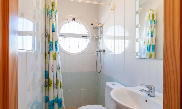 Sale - Chalet - Orihuela Costa - Playa Flamenca