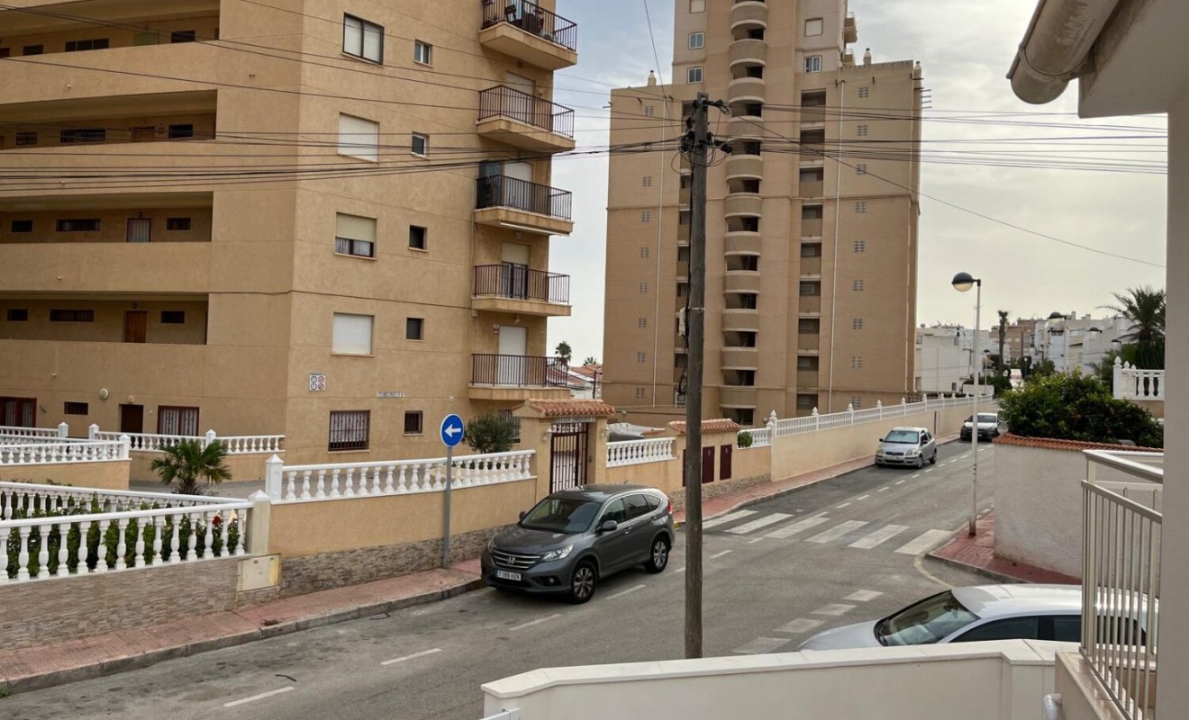 Wederverkoop - Appartement - Torrevieja - torrevieja