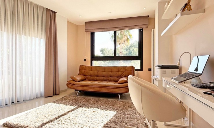 Wederverkoop - Detached villa - Orihuela Costa - Villamartín