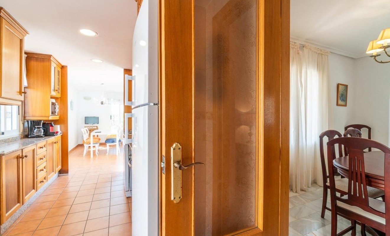 Wederverkoop - Villa - Torrevieja - La Mata