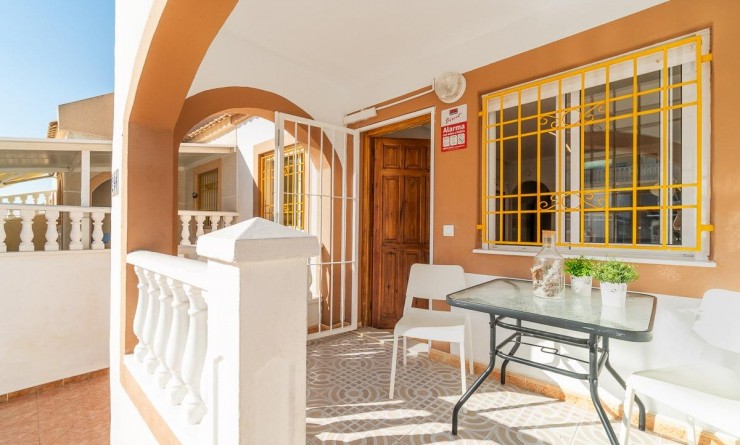 Sale - Terraced house - Torrevieja - El limonar