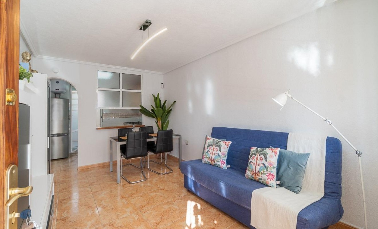 Sale - Terraced house - Torrevieja - El limonar