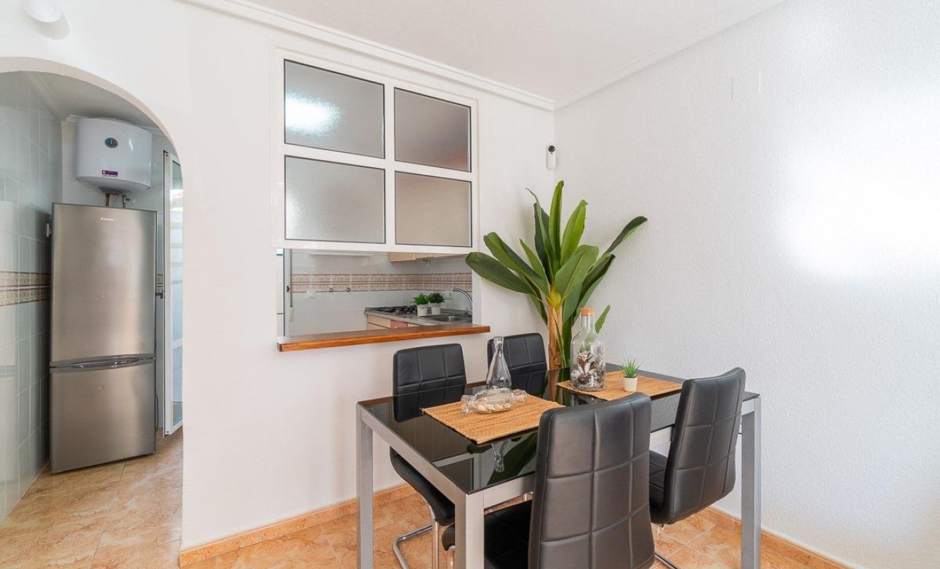 Sale - Terraced house - Torrevieja - El limonar