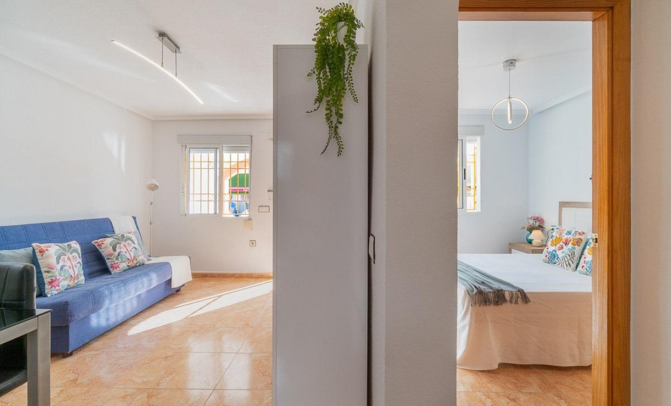 Sale - Terraced house - Torrevieja - El limonar