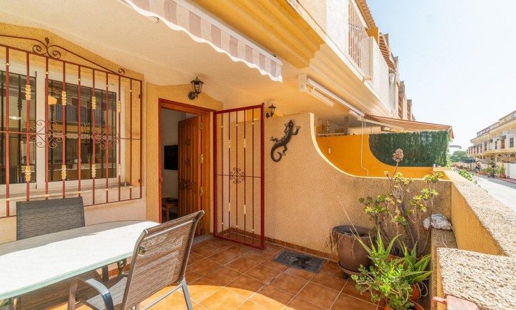 Wederverkoop - Rijwoning - Orihuela Costa - Playa Flamenca
