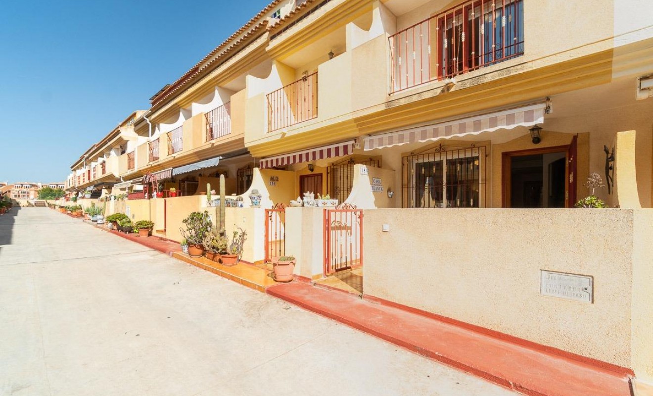 Wederverkoop - Rijwoning - Orihuela Costa - Playa Flamenca