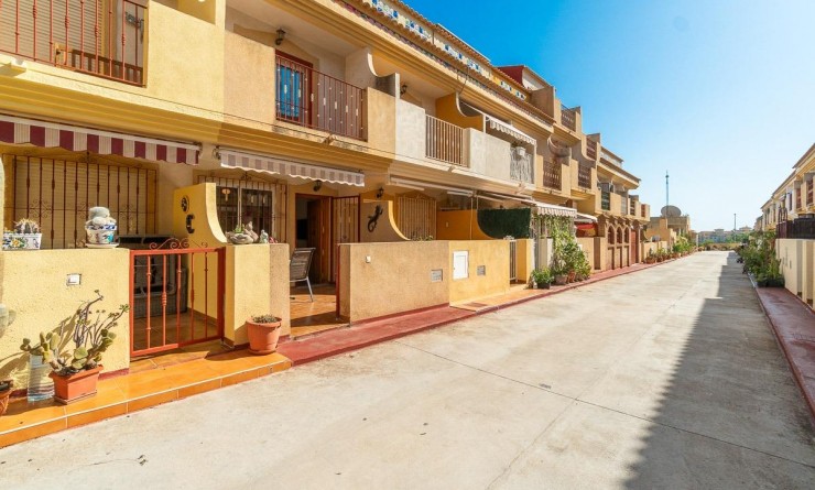 Wederverkoop - Rijwoning - Orihuela Costa - Playa Flamenca