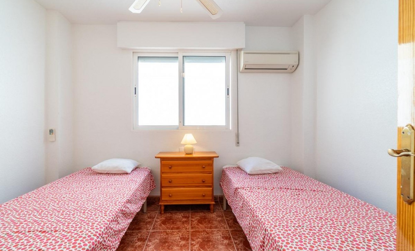 Wederverkoop - Rijwoning - Orihuela Costa - Playa Flamenca