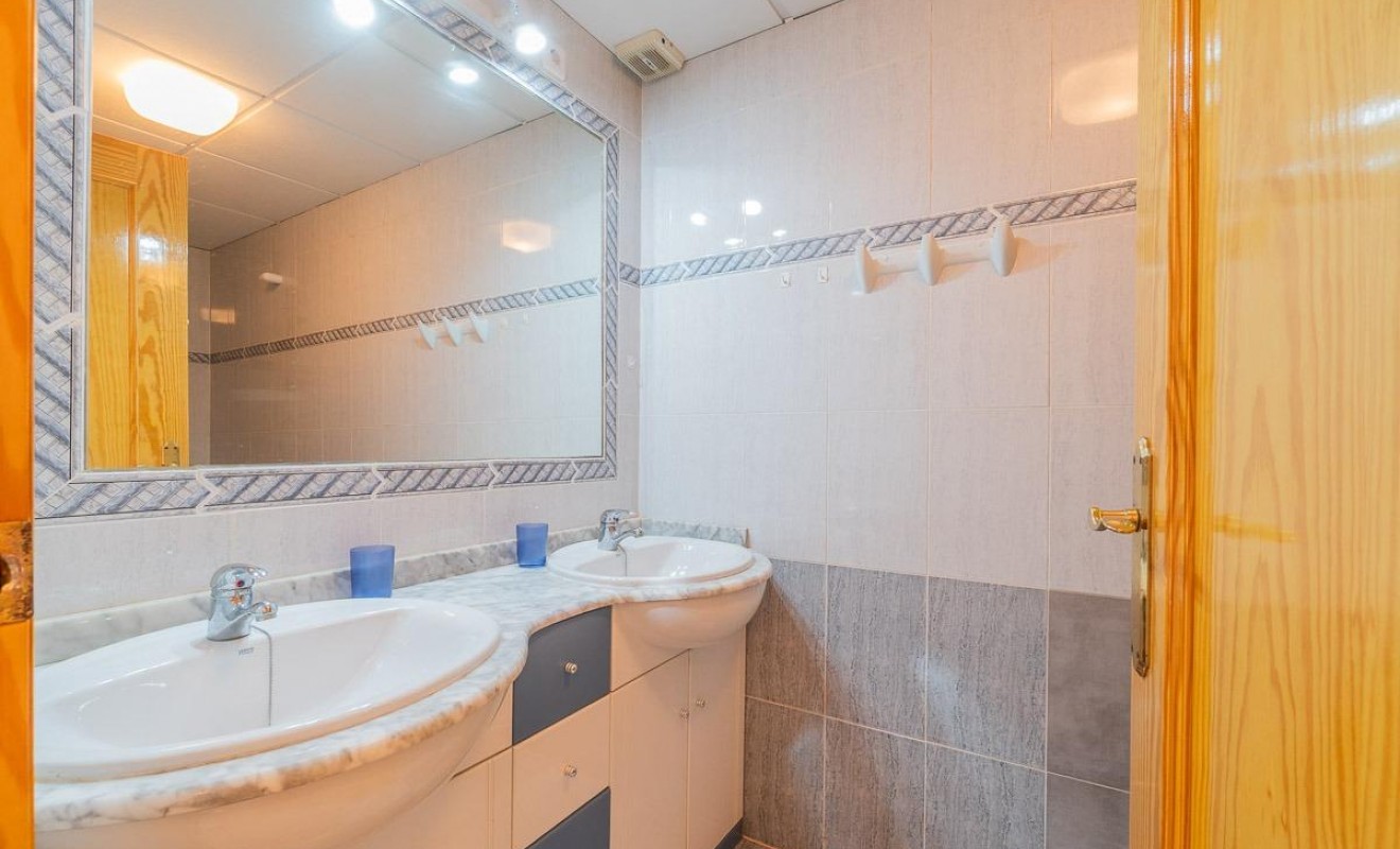 Wederverkoop - Rijwoning - Orihuela Costa - Playa Flamenca