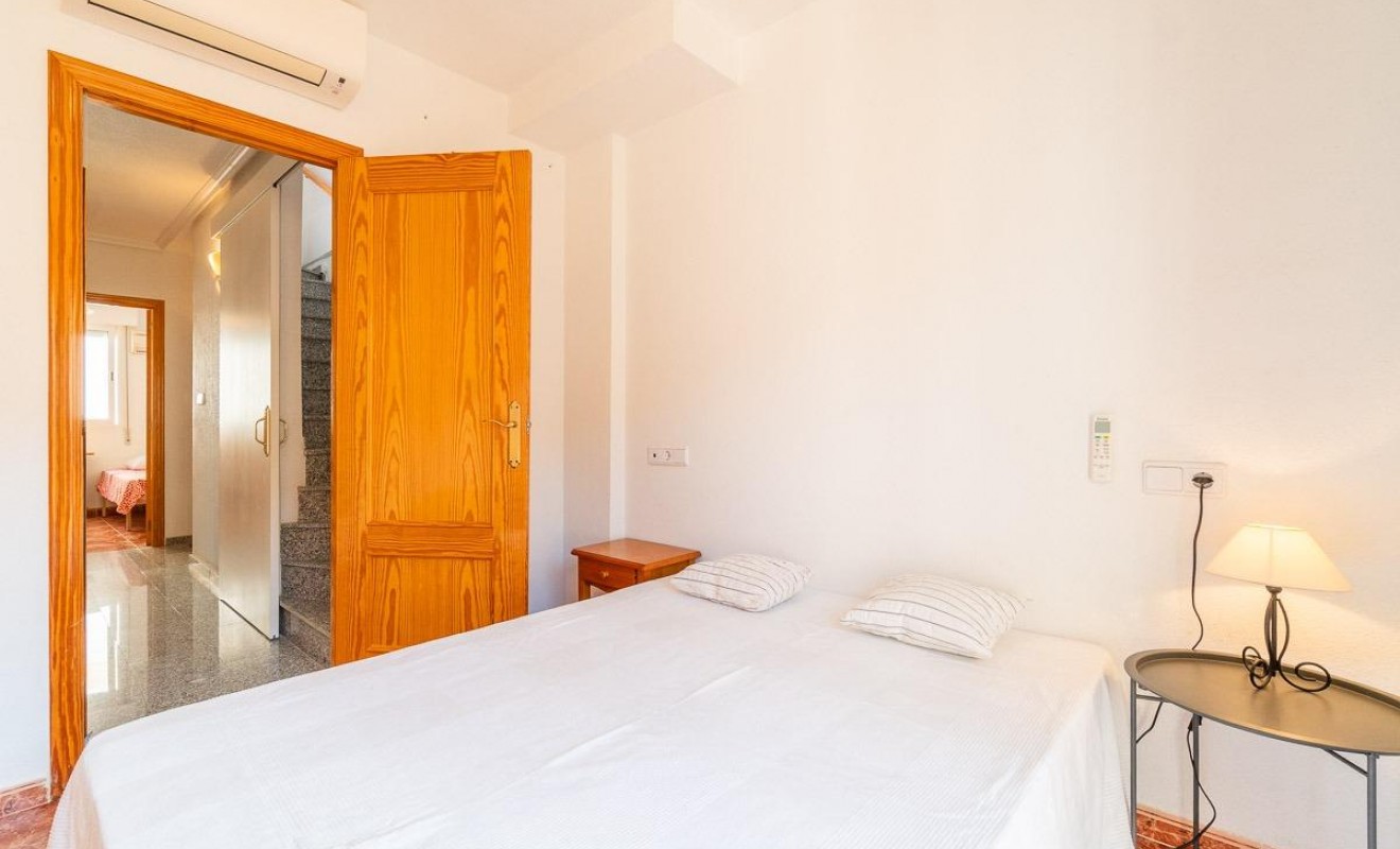 Wederverkoop - Rijwoning - Orihuela Costa - Playa Flamenca