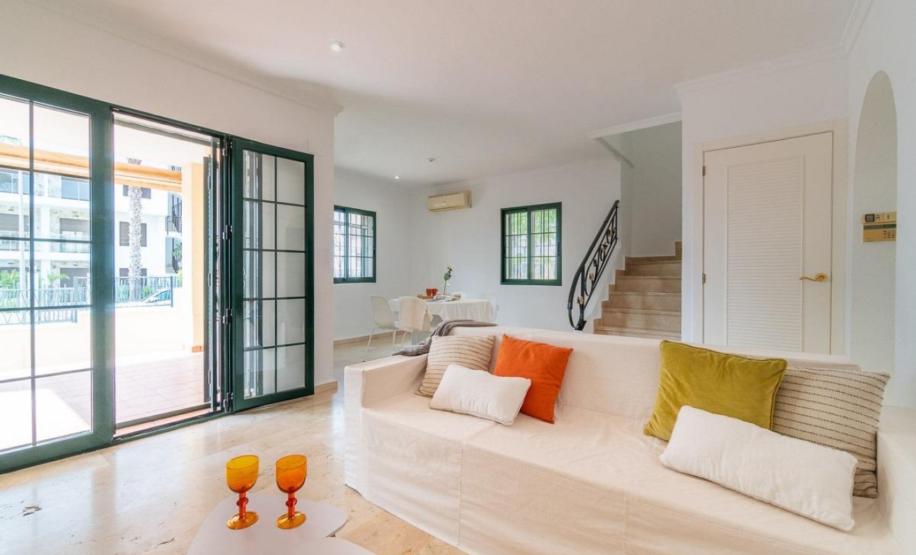 Sale - Villa - Orihuela Costa - Villamartín-Las Filipinas