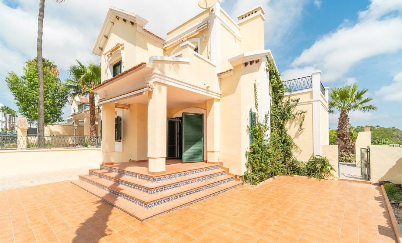 Sale - Villa - Orihuela Costa - Villamartín-Las Filipinas