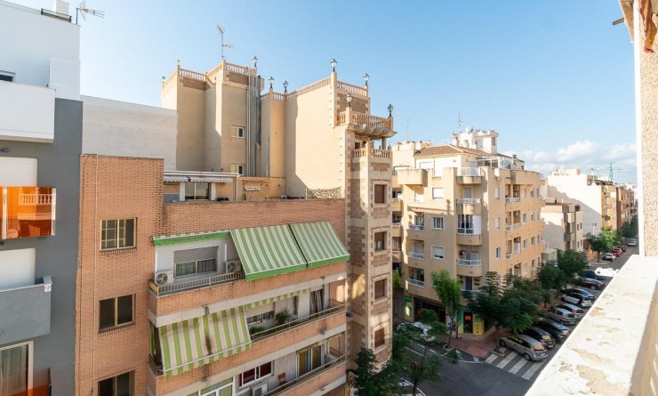 Wederverkoop - Flat - Torrevieja - Centro