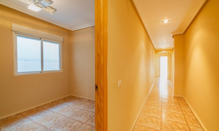 Wederverkoop - Flat - Torrevieja - Centro