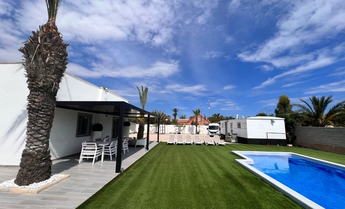 Wederverkoop - Finca Country Property - Elche Pedanías - La Marina