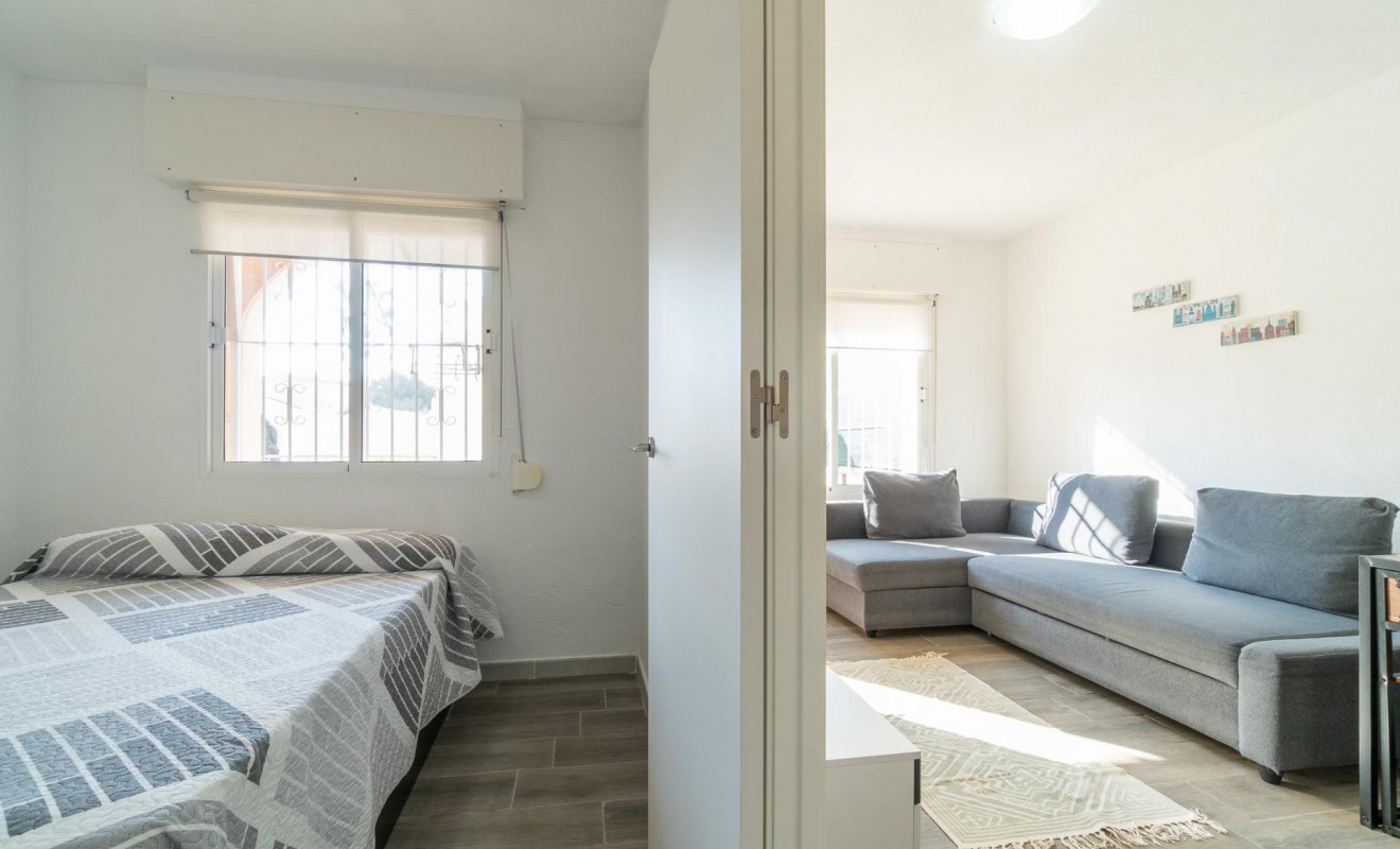 Wederverkoop - Bungalow - Torrevieja - Los balcones