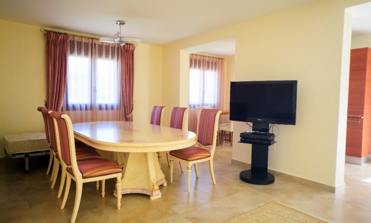 Revente - Villa - Cabo Roig