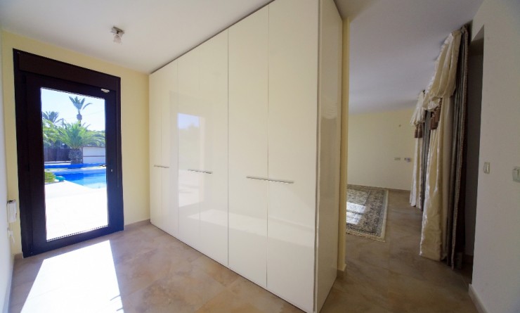 Revente - Villa - Cabo Roig