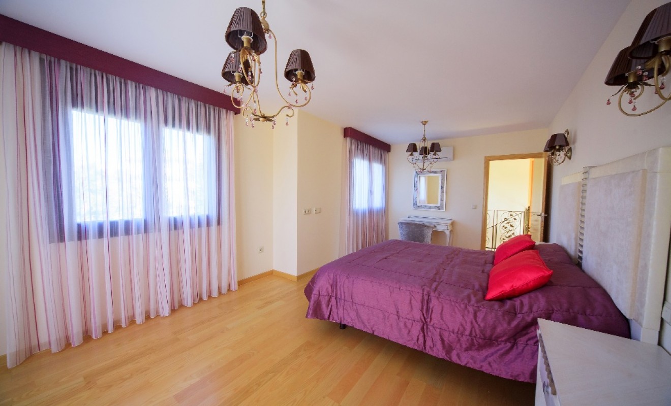 Revente - Villa - Cabo Roig