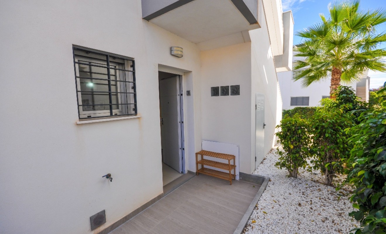 Revente - Appartement - Punta Prima