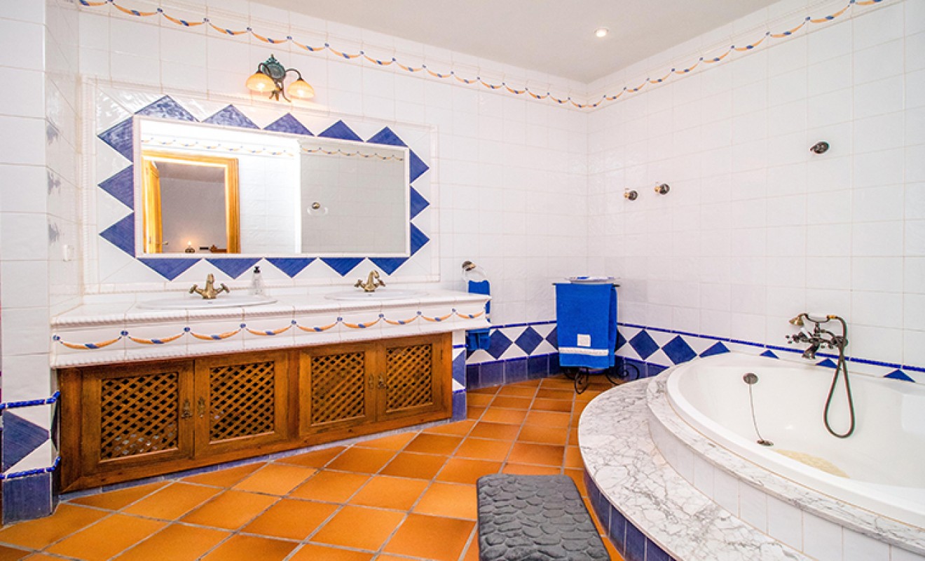 Sale - Villa - Pilar de la Horadada