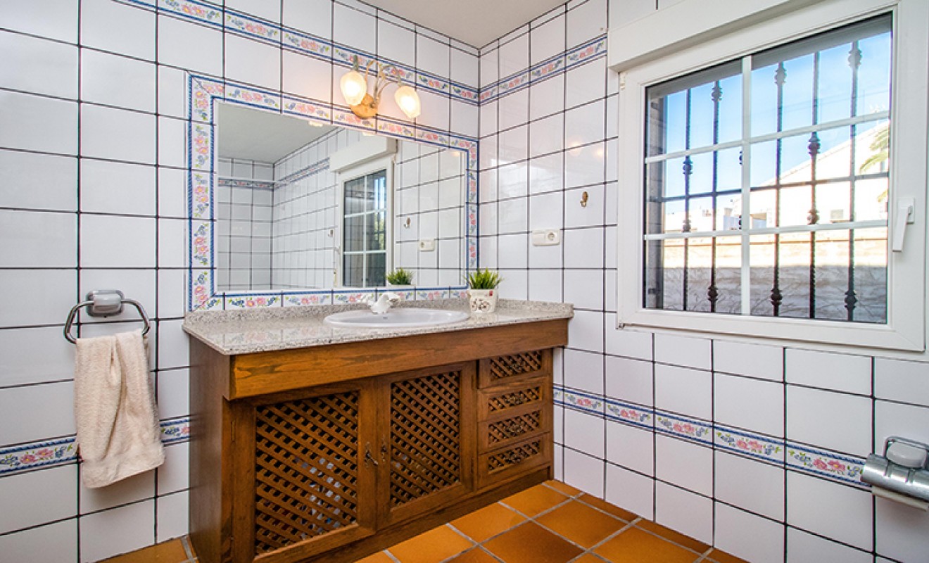 Sale - Villa - Pilar de la Horadada