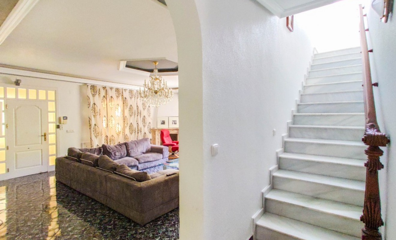 Sale - Villa - Ciudad quesada