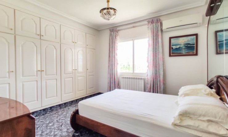 Sale - Villa - Ciudad quesada