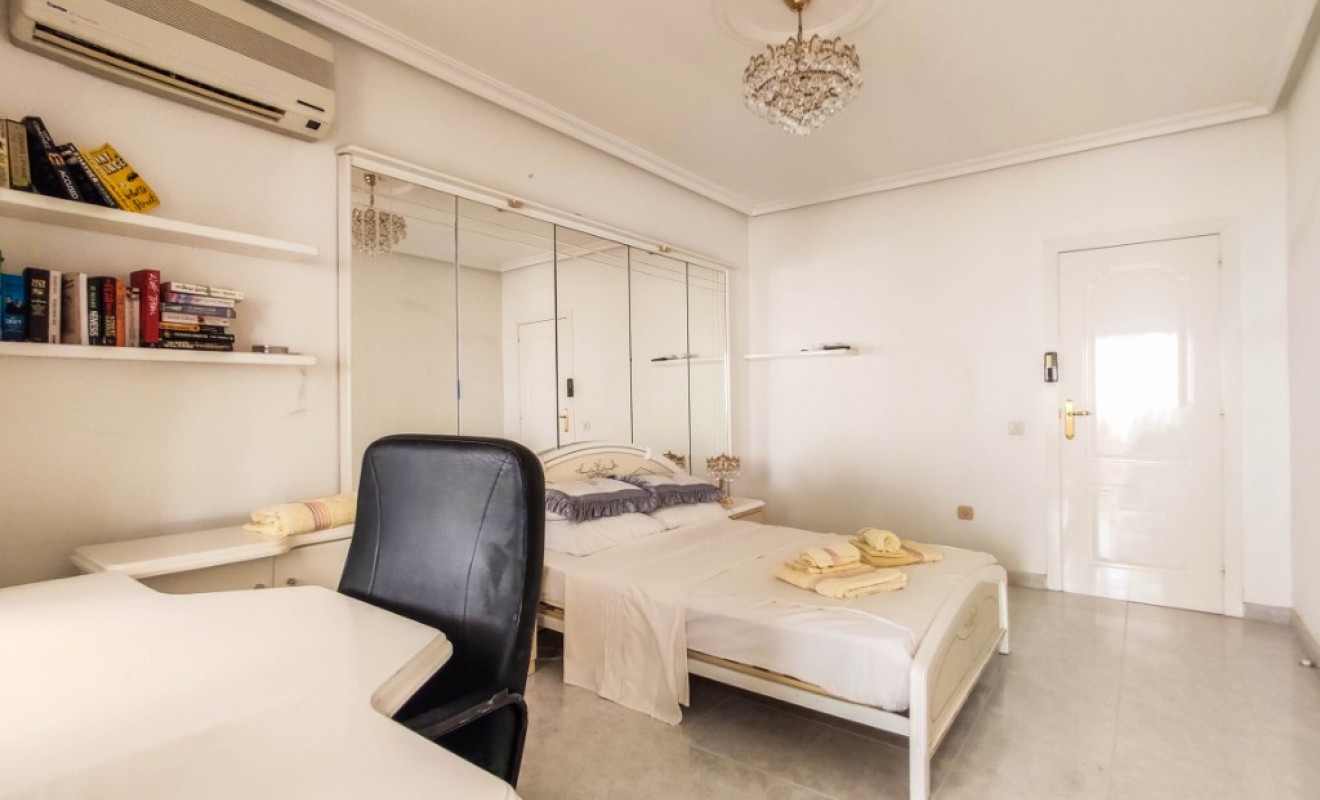 Sale - Villa - Ciudad quesada