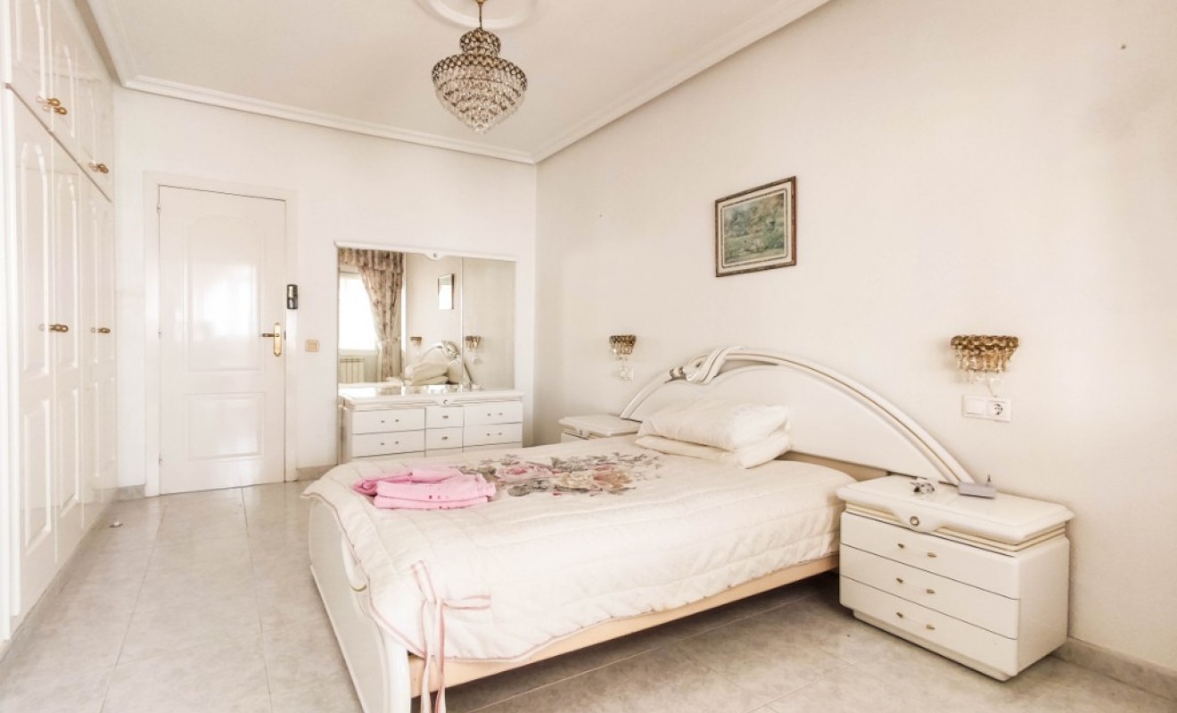 Sale - Villa - Ciudad quesada