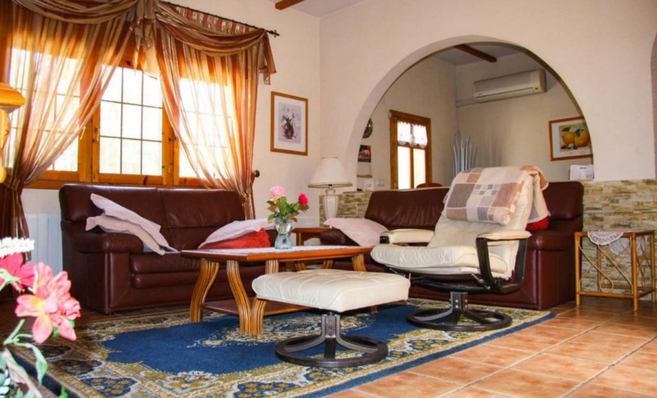 Wederverkoop - Finca Country Property - Daya Vieja