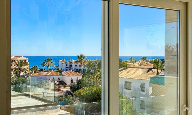 Sale - Villa - La Zenia