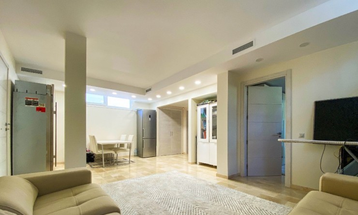 Sale - Villa - La Zenia