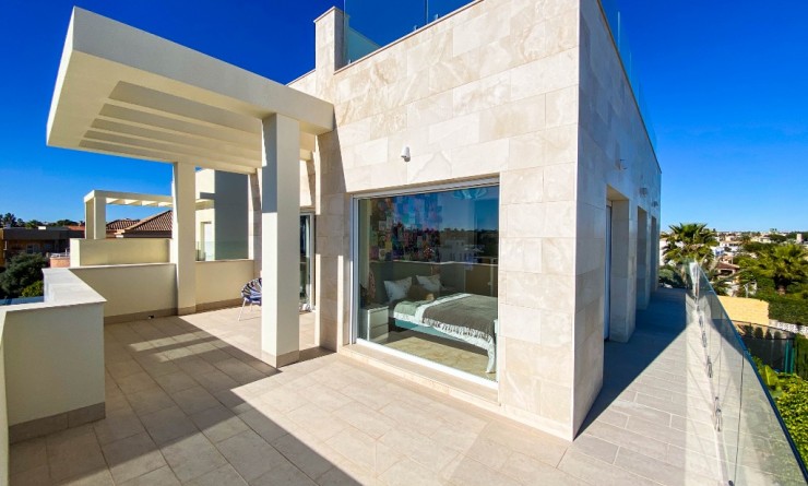 Sale - Villa - La Zenia