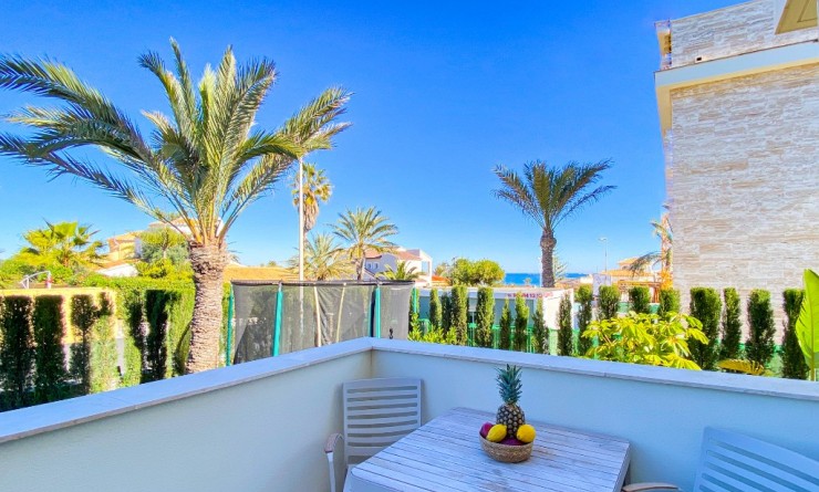 Sale - Villa - La Zenia