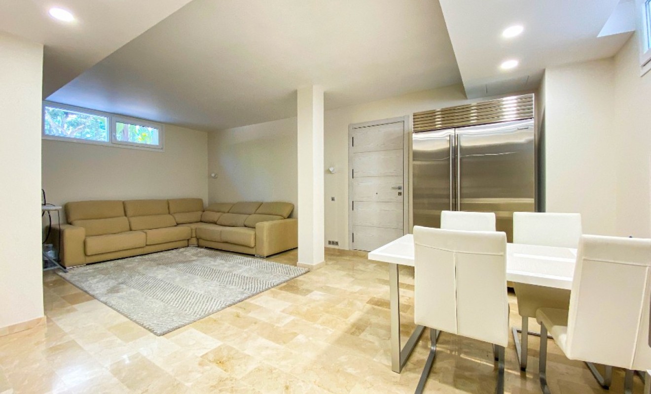 Sale - Villa - La Zenia